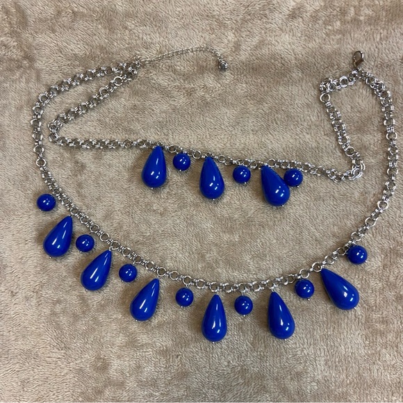 Cato’s 2 Strand Silver Necklace with Gorgeous Blue Teardrop Beads - Picture 7 of 7